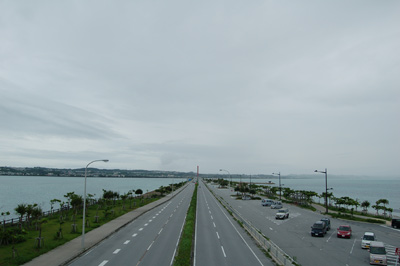 海中道路